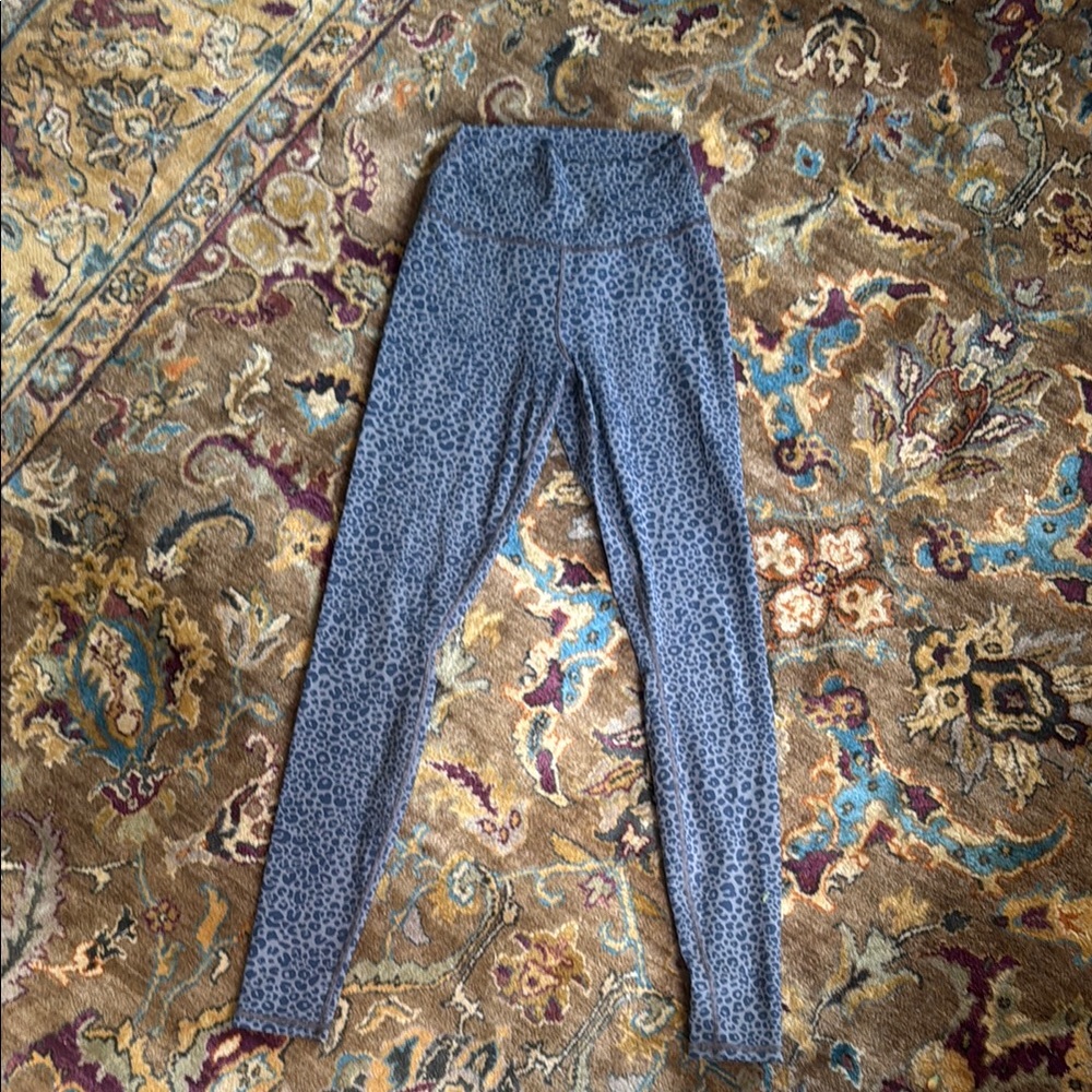 ALO high waisted leopard leggings